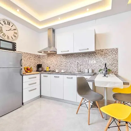 In - Istrien 42601 בית נופש *